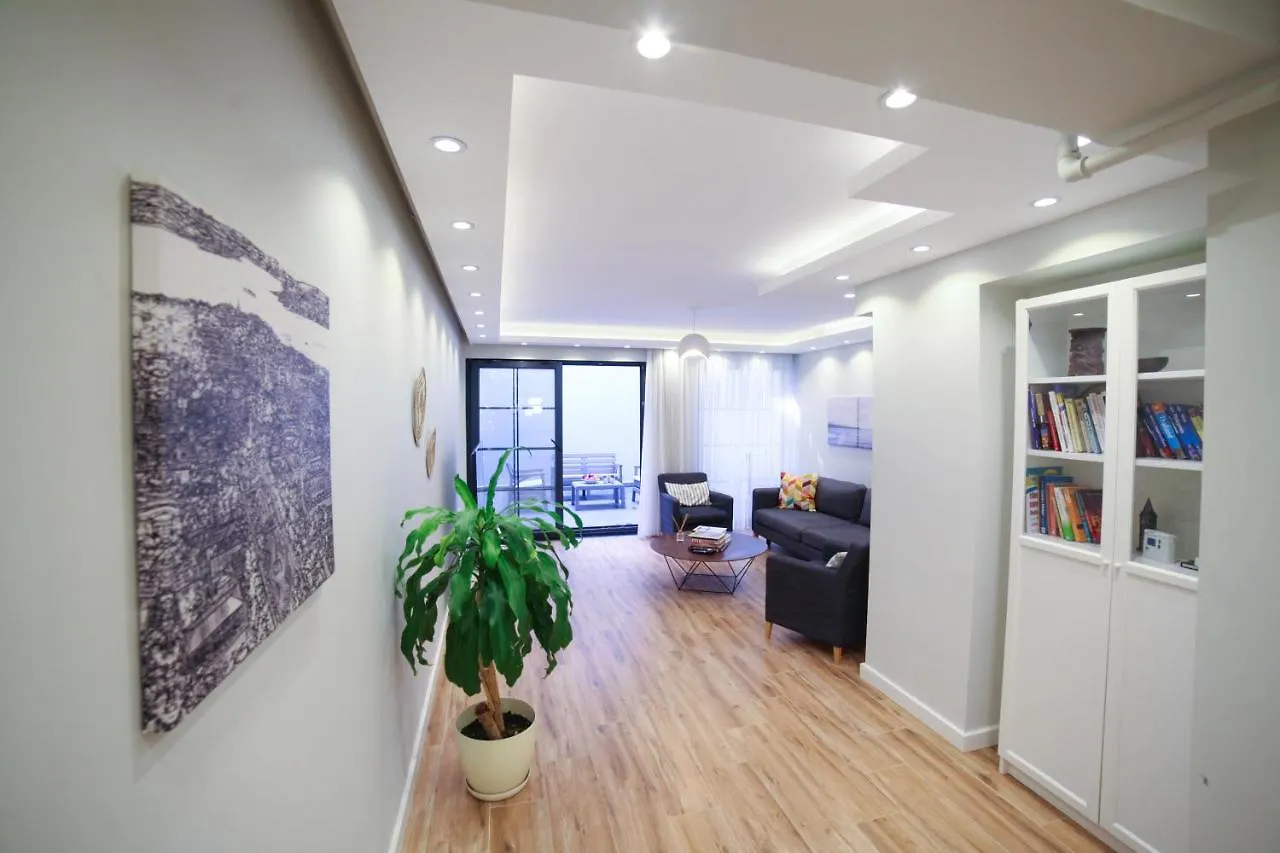 Modern Super Chic Duplex With A Terrace At The Heart Of City! Istanbul